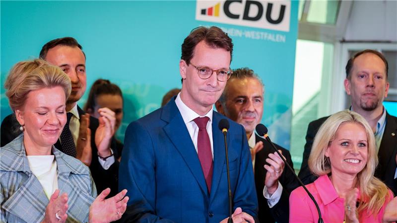 CDU siegt klar in NRW – AfD schafft Sprung auf Platz drei NRW-Ministerpräsident Hendrik Wüst (CDU) hat sich besorgt angesichts des starken Abschneidens der AfD geäußert, aber auch das Abschneiden der CDU gelobt.