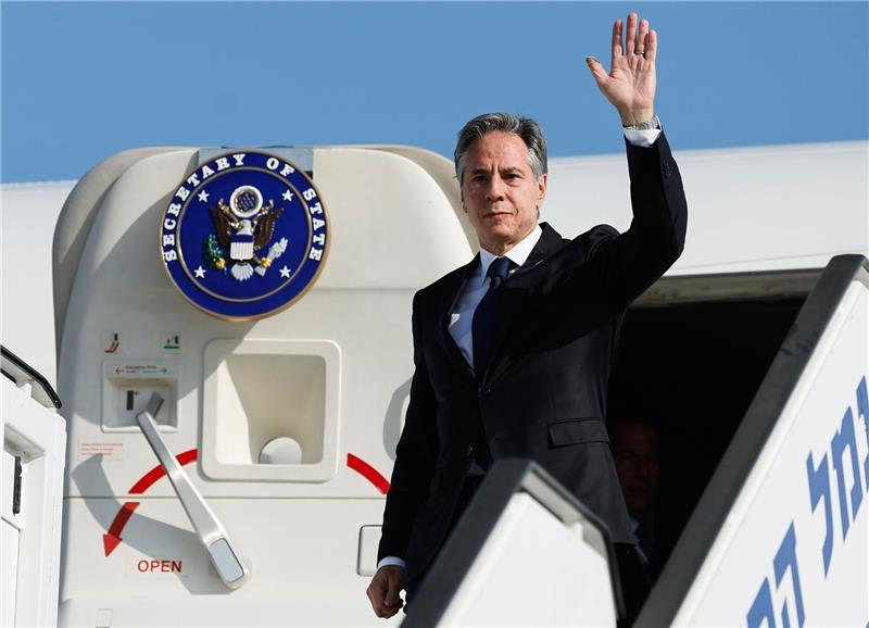 US-Außenminister Blinken reist erneut nach Israel Nach Angaben seines Ministeriums reist US-Außenminister Blinken sowohl nach Israel als auch in das Westjordanland.