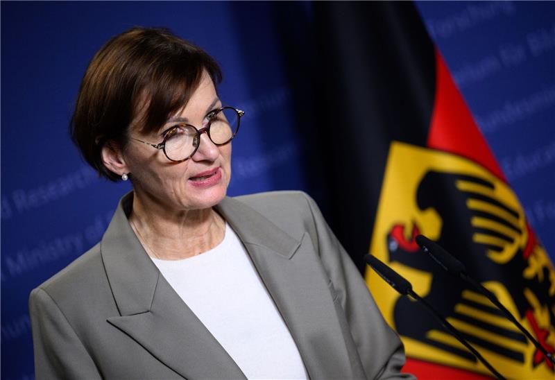 Bundesbildungsministerin für Aktionstag gegen Antisemitismus Nach Ansicht Stark-Watzingers böte ein Aktionstag die Chance, sich intensiv mit Antisemitismus auseinanderzusetzen.