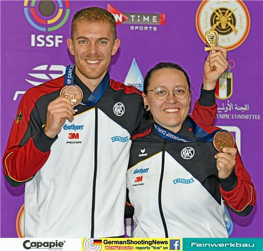 Nach Gold nun Bronze: Joyn Beer holt an der Seite von Maximilian Dallinger Rang drei im Mixed-Wettbewerb. Im kleinen Finale schlägt das deutsche Duo Norwegen mit 17:13. Foto: GermanShootingNews