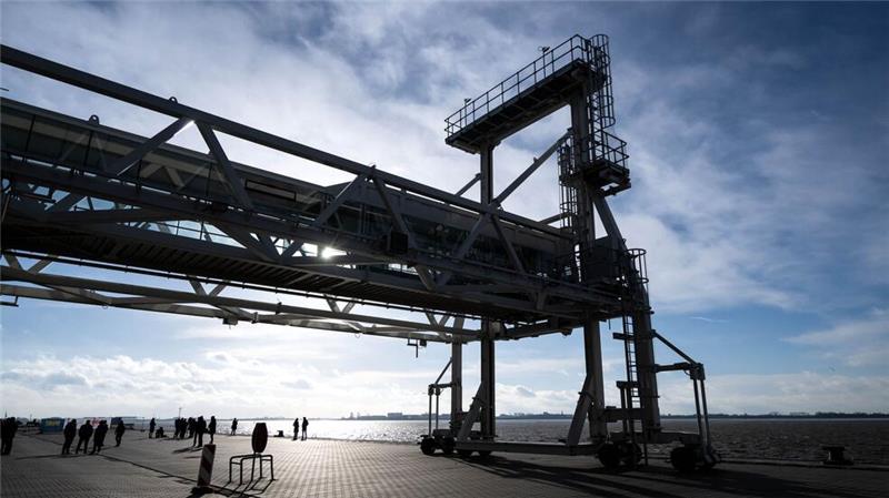 Neue Kaje für Kreuzfahrtschiffe in Bremerhaven Nach Hamburg, Kiel und Warnemünde (Rostock) zählt Bremerhaven zu den wichtigsten Kreuzfahrthäfen Deutschlands.