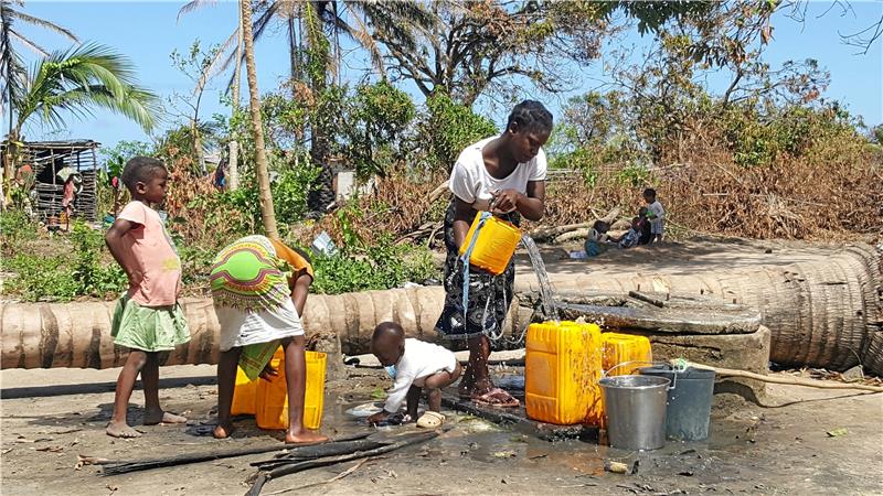 Nach Katastrophen ist die Trinkwasserversorgung oft zunächst kritisch. Um Unterstützung im Ausland wie hier in Mosambik kümmert sich Jens-Olaf Knapp vom Technischen Hilfswerk. Foto: Privat