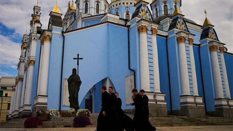 US-Unterhändler für Gespräche über Ukraine-Krieg in Moskau Nach Kiew kommen die Unterhändler zum ersten Mal.