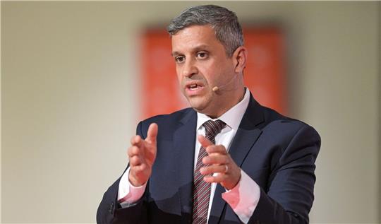 Nach Raed Salehs Niederlage als Parteichef stellt sich nun die Frage, wie es mit dem einflussreichen Politiker als Fraktionschef im Abgeordnetenhaus weitergeht.