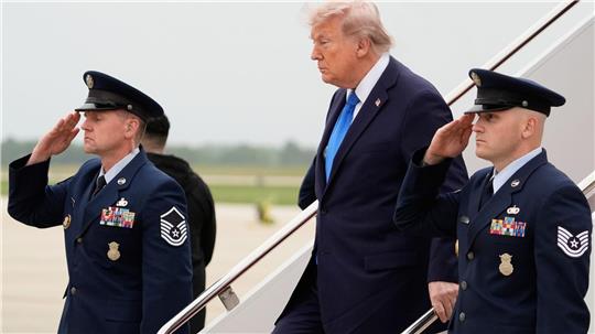 Nach Trumps Ansicht haben die USA alle Trümpfe in der Hand. 