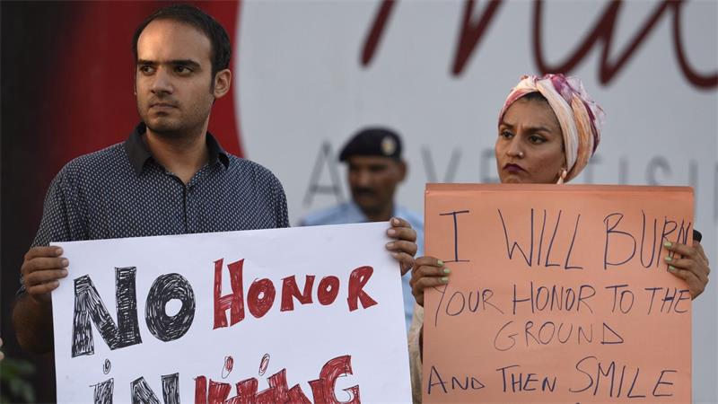 Warum in Pakistan Morde an Frauen kaum verfolgt werden Nach dem Mord an Qandeel Baloch entzündete sich in Pakistan eine lautstarke öffentliche Debatte. (Archivbild)