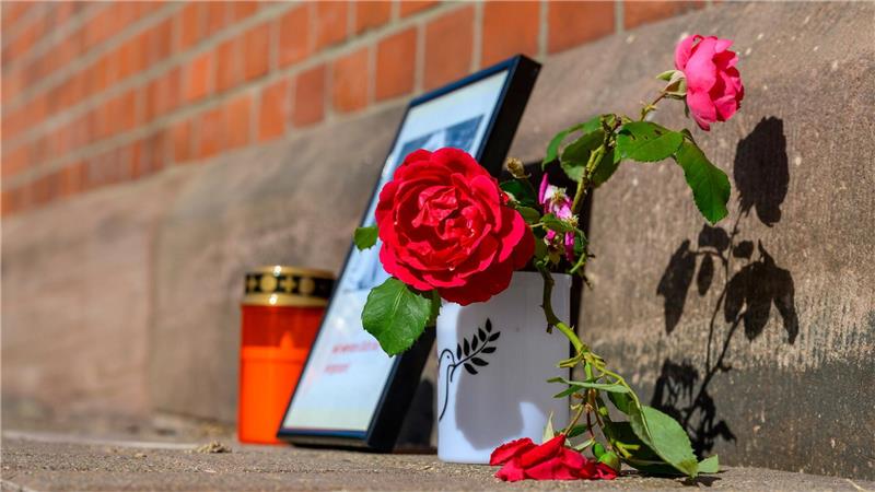 Große Anteilnahme nach Tod von 16-Jähriger am Bahnsteig Nach dem Tod der 16-Jährigen ist die Anteilnahme groß.