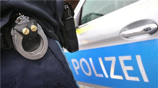 Nach dem Tod eines Mannes in Hannover ermitteln die Behörden nun wegen Todschlags gegen einen 28-Jährigen. (Symbolbild)