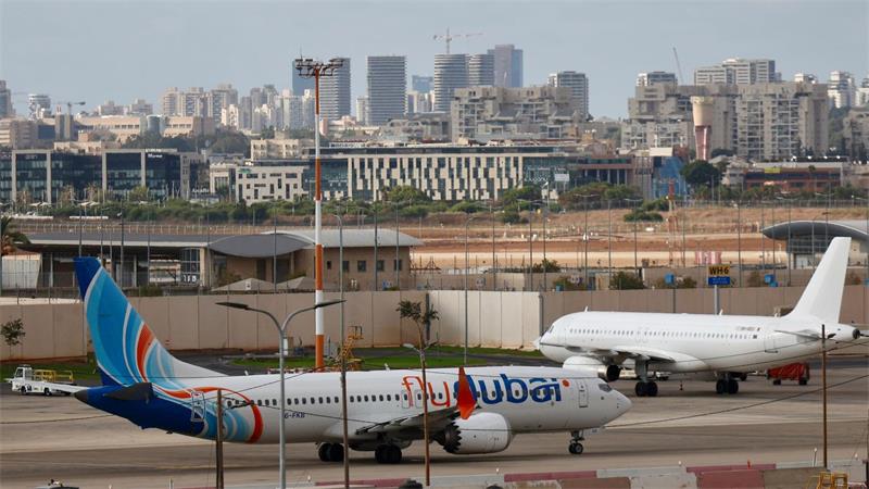 Nach dem Vorfall auf einem Flydubai-Flug nach Tel Aviv berichten US-Medien, dass der mutmaßliche Angreifer das Flugzeug in den israelischen Flughafen Ben Gurion lenken wollte. (Archivbild)