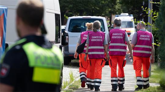 Nach den Schüssen in einer Jugendeinrichtung sind schnell Einsatzkräfte, Retter und andere Helfer vor Ort. Sind solche Einrichtungen ausreichend geschützt?  