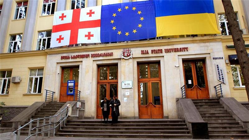 Georgiens Präsidentin nennt Parlamentswahl gefälscht Nach der Parlamentswahl in der Südkaukasusrepublik Georgien gibt es Streit über das vorläufige Ergebnis der Wahlkommission. (Archivbild)