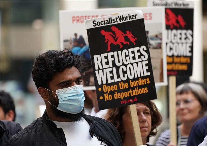 Tausende Afghanen sollen aus britischen Hotels ausziehen Nach der Taliban-Machtergreifung im August 2021 hatte Großbritannien etliche afghanische Ortskräfte evakuiert.