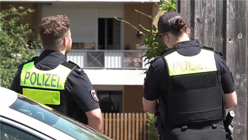 „Gezielt zugestochen“ - Anklage nach Tötung von 26-Jähriger Nach der Tötung einer Frau im Juli in der Region Hannover liegt nun eine Mordanklage vor. (Archivbild)