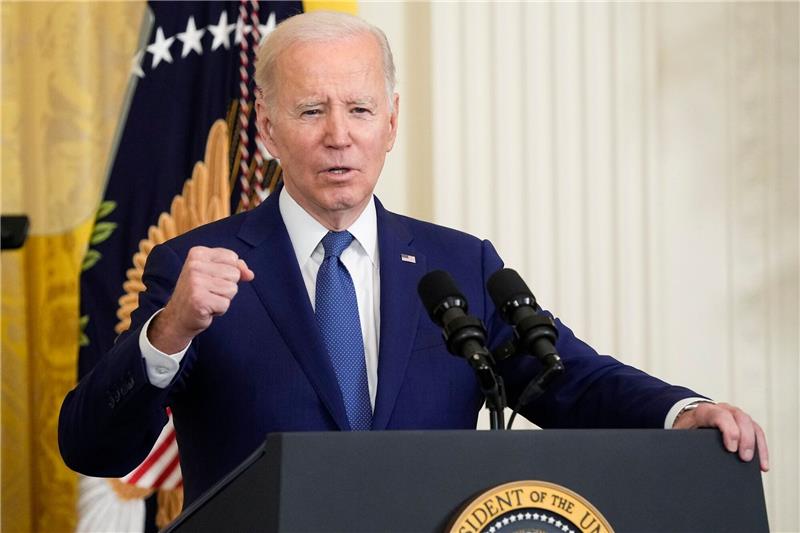 US-Militär greift nach Tod von US-Bürger Ziele in Syrien an Nach der Tötung eines US-Bürgers bei einem mutmaßlich iranischen Drohnenangriff reagiert US-Präsident Joe Biden umgehend.