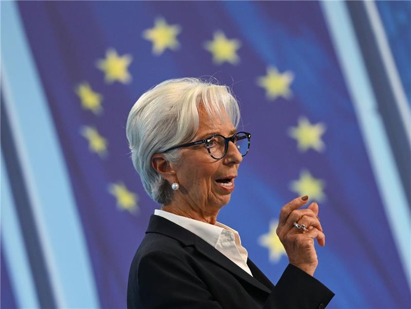 EZB plant weitere Zinserhöhung im Kampf gegen Inflation Nach der dritten Zinserhöhung in Folge sieht Christine Lagarde, Präsidentin der Europäischen Zentralbank, den Kampf gegen die hohe Inflation noch nicht beendet.