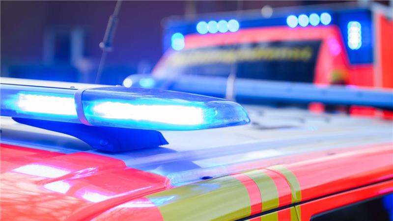 Nach einem Arbeitsunfall in Hannover stirbt ein Mitarbeiter eines Entsorgungsunternehmens. (Symbolbild)