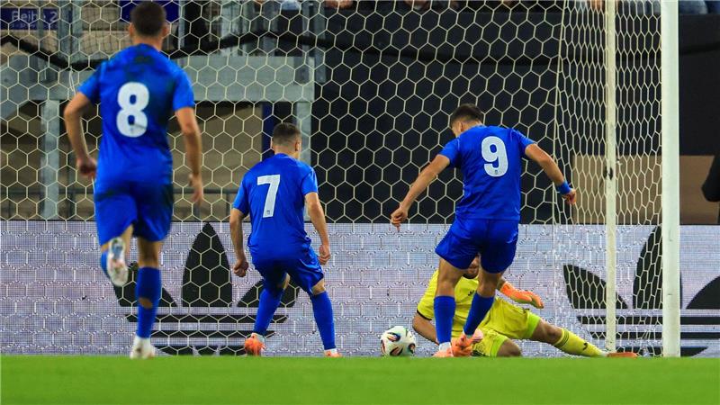 Fehlstart und Torwart-Blackout: U21 unterliegt Griechenland Nach einem Blackout von Torhüter Dennis Seimen erhöht Griechenland auf 2:0.