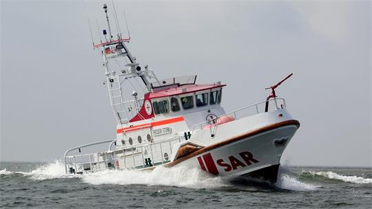 Nach einem Brand auf der Insel Trischen haben die Seenotretter aus Büsum den Vogelwart der kleinen Nordseeinsel in der Meldorfer Bucht in Sicherheit gebracht. (Symbolbild)