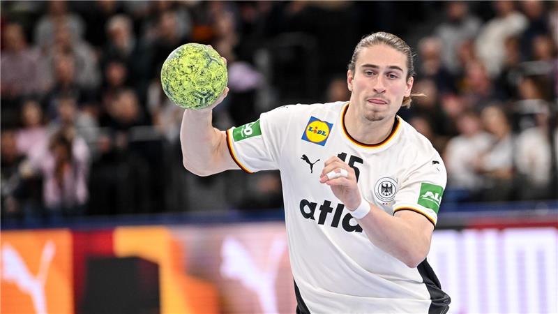 „Es nervt einfach“: Handballer doch nicht in EM-Form Nach einem starken Auftritt am Donnerstag enttäuscht Juri Knorr im zweiten Duell mit Island.