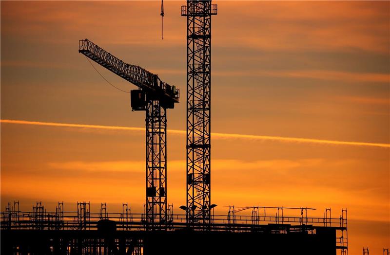 Deutsche Wirtschaft geht ohne Rückenwind ins Jahr 2024 Nach einer ersten Schätzung des Statistischen Bundesamts schrumpfte die Wirtschaftsleistung im vierten Quartal 2023 gegenüber dem Vorquartal um 0,3 Prozent.