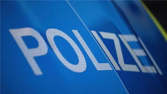 Nach seiner Flucht während eines Ausgangs hat sich ein Sexualstraftäter gestellt (Symbolbild).
