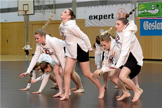 Nach starker Vorrunde läuft im Finale nicht alles glatt: Die J.E.T.-Legs belegen dennoch beim zweiten Turnier der Oberliga in Cottbus den zweiten Platz. Foto: Drechsler