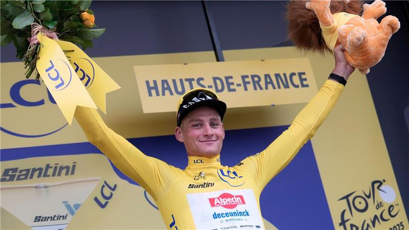 Lipowitz ärgert Tour-Stars: „Habe meinen Schuss probiert“ Nach vier Jahren wieder in Gelb: Mathieu van der Poel.