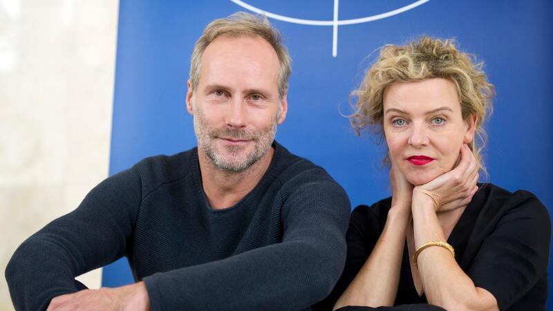 „Tatort“-Sommerpause vorbei: Adieus in Franken und Frankfurt Nach zehn Jahren ist Schluss: Wolfram Koch und Margarita Broich waren das Frankfurter „Tatort“-Team und hören nun auf. (Archivbild von 2013)