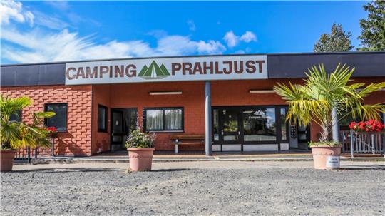 Nachdem der Kauf des Campingplatzes Prahljust gescheitert ist, bleibt die Zukunft für die Dauercamper nach wie vor ungewiss.