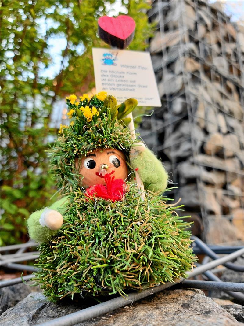 Nach einer Idee von Edeltraud Mahlke entstehen damals auch die Mini-Würzel. Foto: Potthast