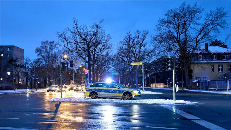 Nachts ist die Polizei verstärkt unterwegs.  
