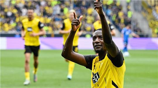Nächster Treffer: BVB-Stürmer Serhou Guirassy.