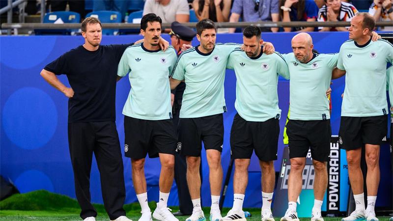 Was nun, Herr Nagelsmann? - Das Leben als Ex-Bundestrainer Nagelsmann arbeitete mit einem großen Staff zusammen. (Archivbild)
