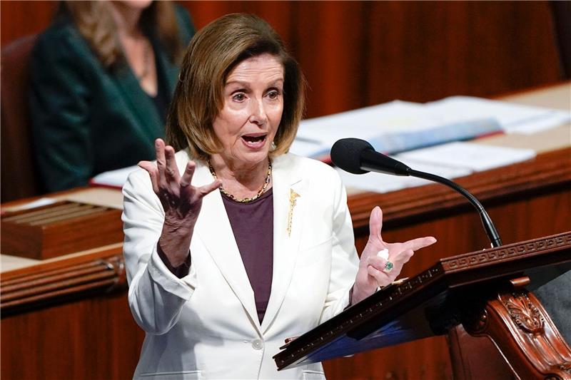 US-Demokratin Pelosi gibt Führung ab Nancy Pelosi, Sprecherin des US-Repräsentantenhauses, bei einer Rede im US-Kapitol.