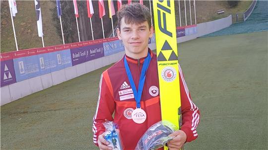 Nando Riemann bringt zweimal Bronze von den europäischen FESA-Games aus Oberwiesenthal mit.