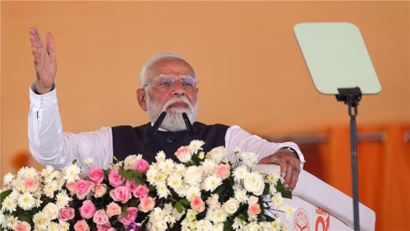Narendra Modi wird von einigen seiner Anhänger als ein auf die Erde hinabgestiegener Gott betrachtet (Archivbild). 