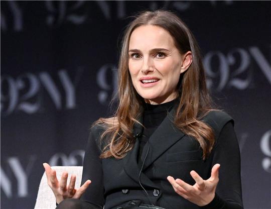 Natalie Portman hat das «Star Wars»-Kapitel noch nicht abgeschlossen.