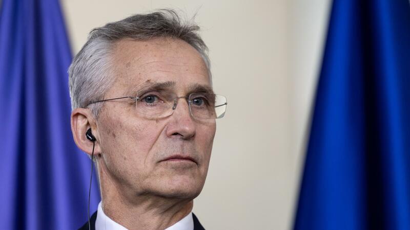 Nato-Generalsekretär Jens Stoltenberg hat sich dafür ausgesprochen, einige Einschränkungen für den Einsatz der bereitgestellten Waffen aufzuheben.