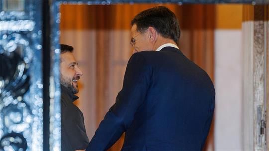 Nato-Generalsekretär Mark Rutte will den ukrainischen Präsidenten Wolodymyr Selensky am Abend in seiner Residenz empfangen. (Archivbild)