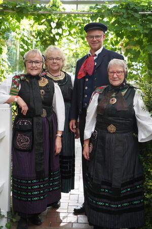 Am Tag der Tracht: Vielfalt im Kloster Wöltingerode Neben Tracht und Tanz stehen auch Brauchtum und Gesang im Mittelpunkt.