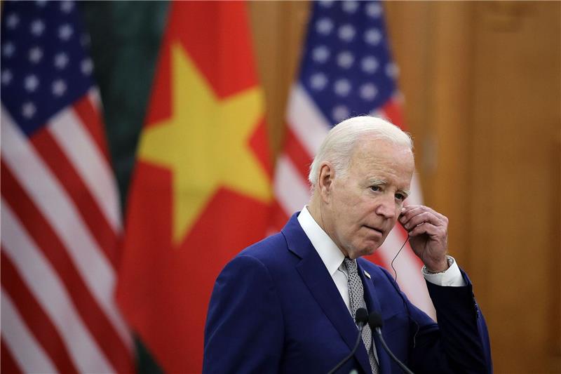 Biden besucht einstigen Gegner und will Bündnis stärken Nennt seine Reise einen «historischen Moment»: Joe Biden