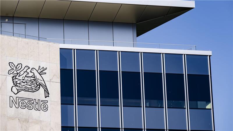 Nestlé schrumpft und fokussiert sich auf vier Bereiche Nestlé will sich künftig auf vier Kernbereiche fokussieren (Archivbild)