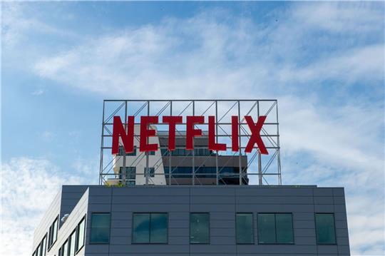 Netflix hat nun weltweit 269,6 Millionen zahlende Kunden.