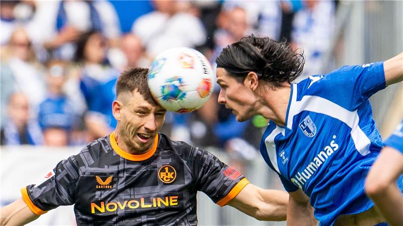 Neu bei Hannover 96: Abwehrspieler Jean Hugonet (r) kommt vom 1. FC Magdeburg.