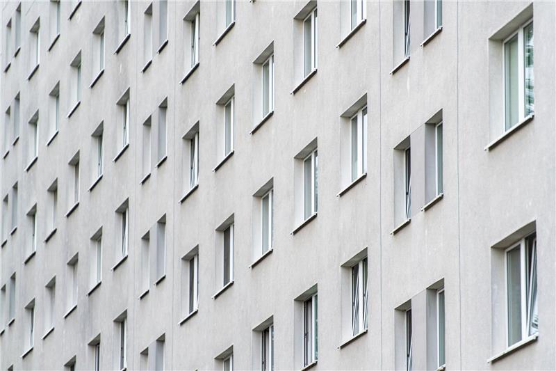 Immer weniger Sozialwohnungen in Deutschland Neu gebaut wurden im vergangenen Jahr 22.545 Sozialwohnungen. Die Bundesregierung hatte angekündigt, jedes Jahr für 100.000 neue Sozialwohnungen sorgen zu wollen.