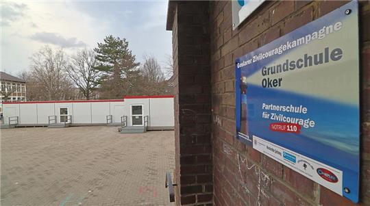 Neue Bildungsmodule statt der Mietcontainer: Auf dem Pausenhof an der Wolfenbütteler Straße soll sich 2026 einiges ändern.