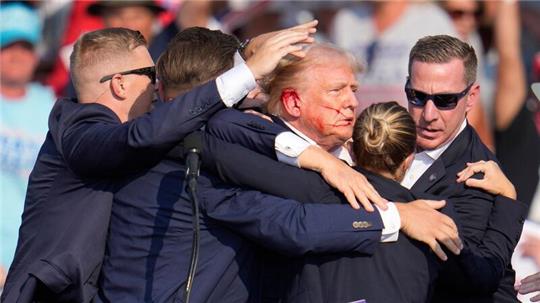Neue Details aus den Ermittlungen rund um das Trump-Attentat kommen ans Licht. (Archivbild)