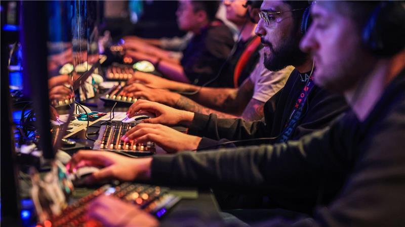 Neue Games mal zur Probe spielen - für viele Gamingfans ist das bei der Gamescom eine attraktive Sache. 