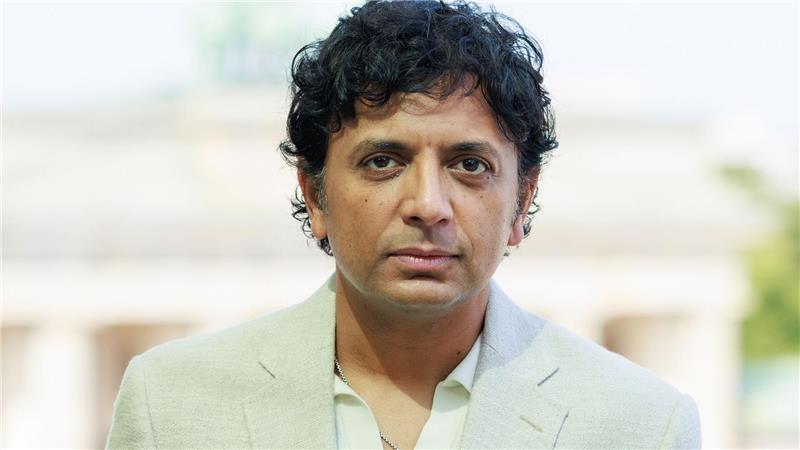 Sparks und Shyamalan machen zusammen Buch und Film Neuer Film von Shyamalan geplant.