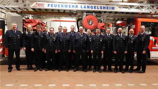 Neun Beförderungen und vier Beförderungen (für 25 und 40 Jahre in der Feuerwehr) nimmt die Feuerwehr Langelsheim auf ihrer Jahreshauptversammlung vor.